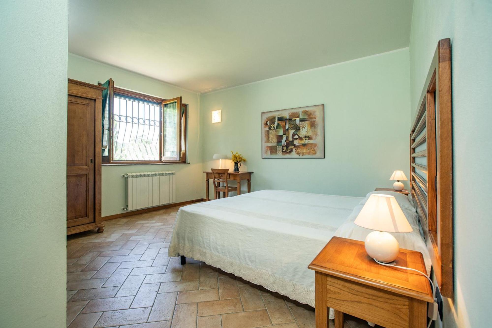 Cerqua Rosara Residence Valtopina Bilik gambar